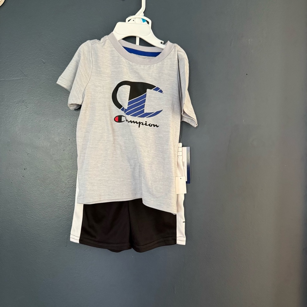 Champion Gray & Black Short Sleeve 2 Piece Set Size 24 months Baby Toddler Boy